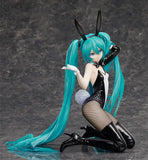 1/4 Hatsune Miku: Bunny Ver. / Art by SanMuYYB