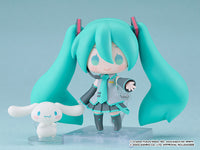 Hatsune Miku: Cinnamoroll Collaboration Ver. Nendoroid